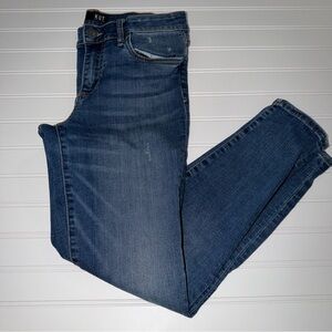 Kut from the Kloth Donna Ankle Skinny jeans size 4